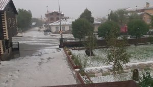 Kastamonu'da sağanak ve dolu etkili oldu