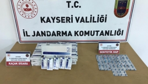 Kayseri Son Dakika Haberi: Develi'de Suriyelilerin aracında 88 sentetik hap ve 96 paket kaçak sigara ele geçirildi