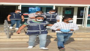 Kendilerine savcı ve polis gibi tanıtıp vatandaşları dolandıran şebeke üyeleri yakalandı