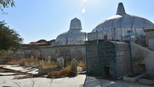 Kerkük'te zamana direnen Türk Şehitliği bakıma muhtaç 