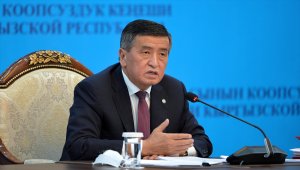 Kırgızistan'da Cumhurbaşkanı, güvenlik birimlerini yolsuzlukla mücadele etmeye çağırdı