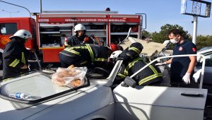 Kırıkkale'de iki otomobil çarpıştı: 6 yaralı