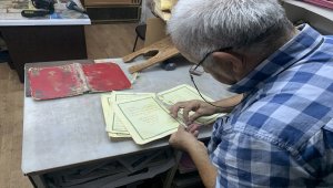 Kitap kokusuyla geçen 40 yıl