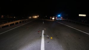 Kütahya'da kamyonetin çarptığı iki kardeşten biri öldü