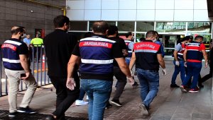 Mersin'deki rüşvet operasyonunda 3 kişi tutuklandı