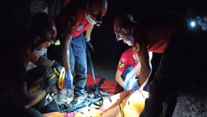 Muğla'da yamaç paraşütüyle kayalıklara düşen İrlandalı turist öldü