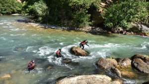 Munzur Vadisi'nde kaybolan iki kardeşi arama çalışmaları sürüyor