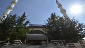 Öğrencisini kurtarmak isterken boğulan cami imamı son yolculuğuna uğurlandı 