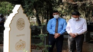 Prof. Dr. Dursun'un kaza yaptığı alandan alınan toprak Kocaeli'deki mezarına bırakıldı