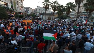 Ramallah'ta yüzlerce kişi İsrail ile BAE ve Bahreyn arasında varılan normalleşmeyi protesto etti