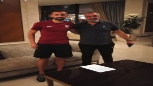 Royal Hastanesi Bandırmaspor, Emir Halilovic'i transfer etti
