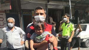 Şanlıurfa'da otomobilde havasız kalan çocuğu itfaiye kurtardı