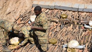 Sudan'da 300 bin ruhsatsız silah imha edildi