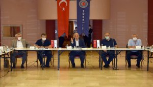 Türk-İş Başkanlar Kurulu: Sağlık işçilerine ek mali haklar verilmeli