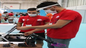 Üniversitelilerden görme engellilerin farkındalığını artıracak çalışma