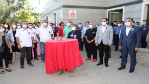 Van Yüzüncü Yıl Üniversitesi, Kovid-19'la ilgili güncel bilgileri kitaplaştırdı