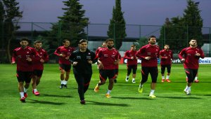 A Milli Futbol Takımı'nda Sırbistan maçı hazırlıkları başladı
