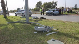Adana'da trafik kazalarında 1'i bebek 4 kişi yaralandı