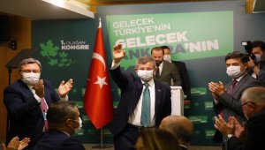 Ahmet Davutoğlu, partisinin Ankara kongresine katıldı