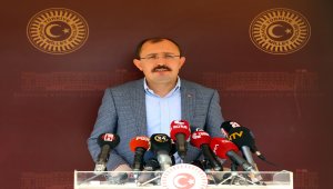 AK Parti Grup Başkanvekili Mehmet Muş, yaklaşık 500 milyar liralık büyüklüğe sahip bir vergi yapılandırması olacağını bildirdi.