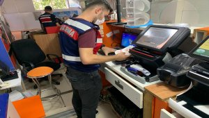 Antalya'da yasa dışı bahis operasyonunda 4 şüpheli yakalandı