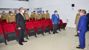 Ardahan'da eğitimlerini tamamlayan bekçiler törenle göreve başladı
