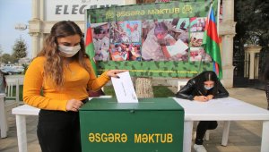 Azerbaycan'da topraklarını kurtarmak için mücadele eden askerlere moral mektubu