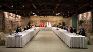 Bakan Albayrak, kadın örgütü temsilcileriyle buluştu