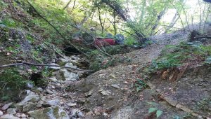 Bartın'da eşiyle mantar toplamaya giden çift kaza yaptı: 1 ölü, 1 yaralı