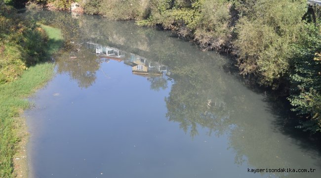 Bartın Irmağı'nda azalan su miktarı kirliliğe ve kokuya neden oldu