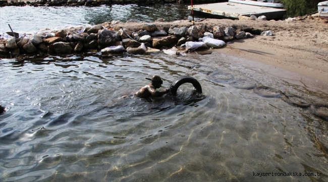 Bodrum'da dalgıçlar deniz dibi temizliğinde 225 kilogram atık çıkardı 