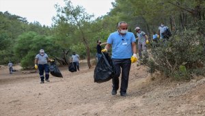 Bodrum'da koylarda çevre temizliği yapıldı