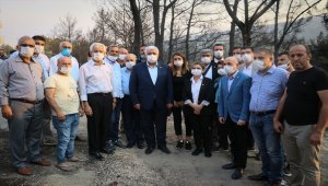CHP heyeti Hatay'daki yangında zarar gören alanları inceledi