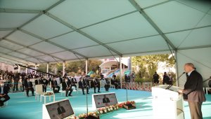 Cumhurbaşkanı Erdoğan: "Ülkemiz, 18 yılda yapılan sağlık yatırımlarının meyvesini sadece son 8 ayda toplamıştır. Dünyanın gelişmiş ülkelerinin hazırlıksız yakalandığı sağlık krizini alnımızın akıyla yürüttük."
