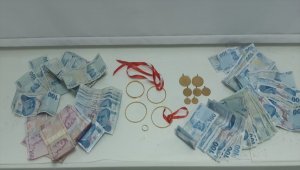 Denizli'de bir emekliyi 25 bin lira dolandıran 2 şüpheli otobüste yakalandı