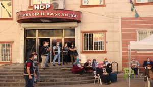Diyarbakır annelerinden kendilerine hakaret eden HDP Milletvekili Tosun'a tepki