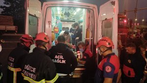 Düzce'de kamyonla otomobil çarpıştı: 3 yaralı