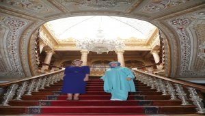 Emine Erdoğan ile Olena Zelenska Dolmabahçe Sarayı'nı ziyaret etti