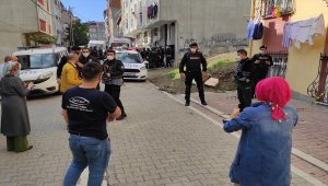 Esenyurt'ta komşular arasında çıkan kavgada 3 kişi yaralandı