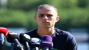 Fenerbahçe'nin yeni transferi Pelkas: "Şampiyonluğa ulaşmak için elimizden geleni yapacağız"