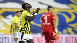 Fenerbahçe üst üste 3. galibiyetini aldı