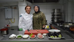 Gastronomi şehrinin keşfedilmemiş lezzeti: "Patlıcan böreği"