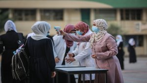 Gazze'de yüz yüze eğitime Kovid-19 tedbirleriyle "kısmen" başlandı
