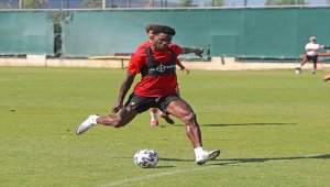Göztepe, Fenerbahçe maçı hazırlıklarına devam etti