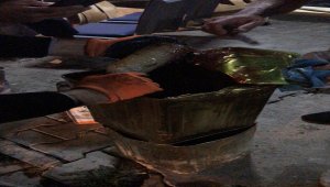 Bal tenekesiyle eroin sevkiyatı "Sezar"ın hassas burnuna takıldı