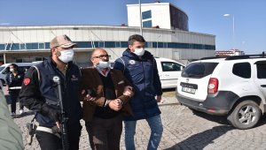 GÜNCELLEME - Kars merkezli operasyonda, HDP'li belediye yöneticilerinin de arasında olduğu 19 şüpheli gözaltına alındı