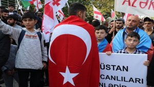 Gürcistan'da Azerbaycan'a destek gösterisi 