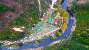 HES kodu ile girdikleri kampta doğanın keyfini çıkardılar