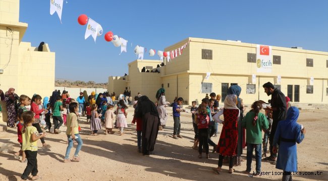 İdlib'de Muhammed Mursi Yetim Yaşam Merkezi açıldı

