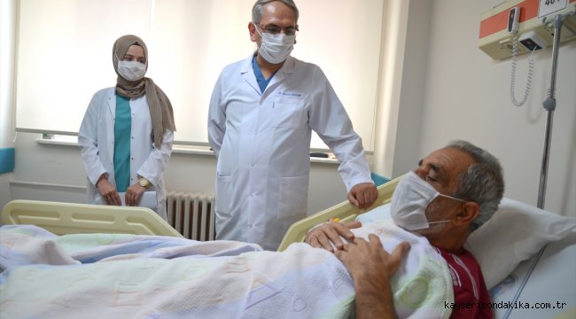 İnme hastası hava ambulansıyla getirildiği Konya'da sağlığına kavuştu